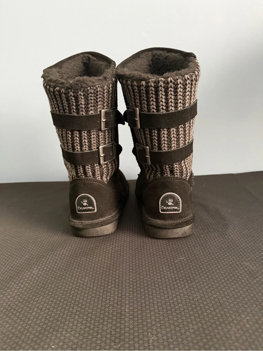 BearPaw soft black